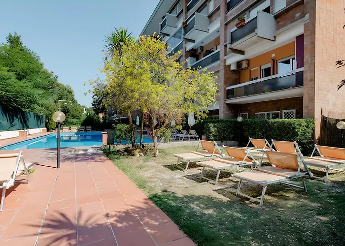 Aurelia Antica Terrace Free Pool And Parking *
