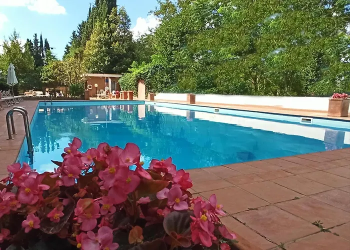 Aurelia Antica Terrace Free Pool And Parking
